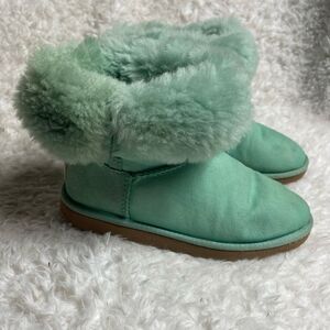 UGG leather suede mint green short boots side button fur lining  big girl SZ4
